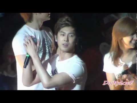 [HD] 120520 SMTown LA Ending Yunho Focus