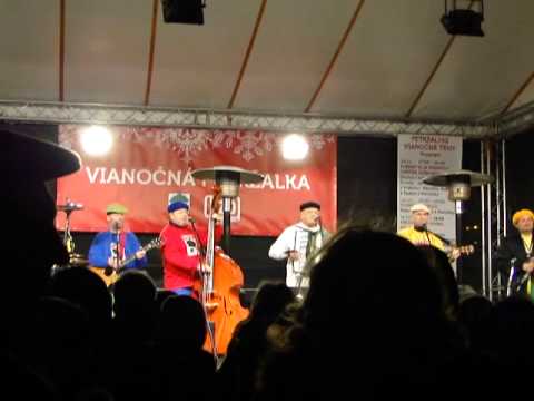 Lojzo-Na centrálnom trhovisku@ petržalské vianočné trhy 2012