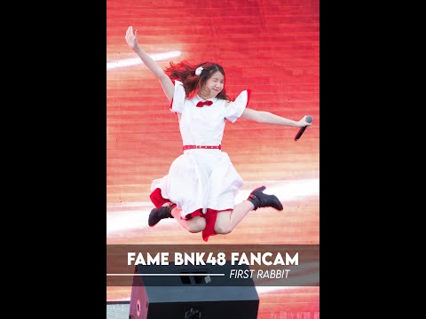 【Fame BNK48】First Rabbit (220320 BNK48 11th Single Sayonara Crawl First Performance @Asiatique)