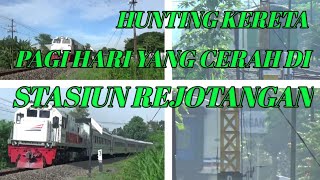 preview picture of video '[HUNTING KERETA] Pagi Hari Yang Cerah Di | Stasiun Rejotangan'