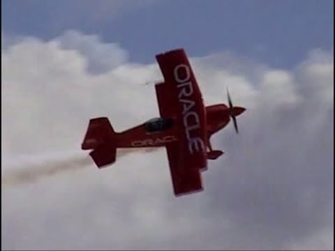 2006 MCAS Miramar Airshow - Sean Tucker