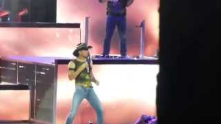 Tim McGraw &quot;Live Like You Were Dying&quot; live in Camden NJ (5/17/13)