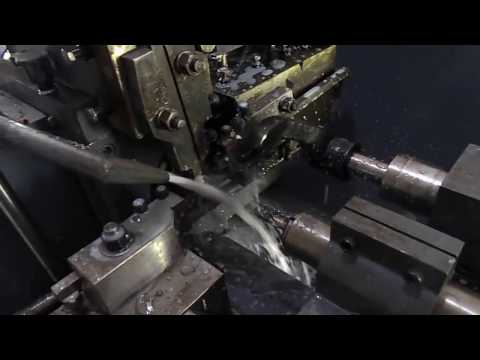 Single spindle automatic lathe