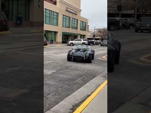 460 efi ac cobra. Exhaust sound from the street