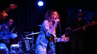 &quot;Pow&quot; by Kendra Morris, Live at Kung-Fu Necktie