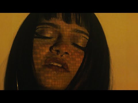 Mariana Gueza - Insolente (Video Oficial)