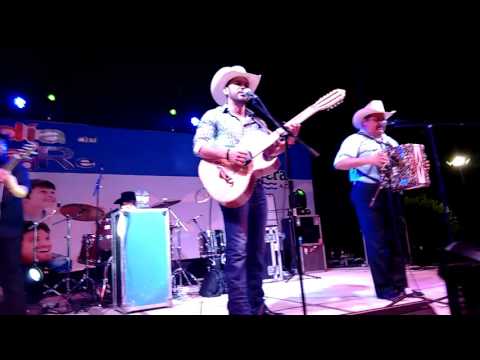 Macario Leyva - Elíseo Robles Jr. Ft Los Bárbaros Del Norte
