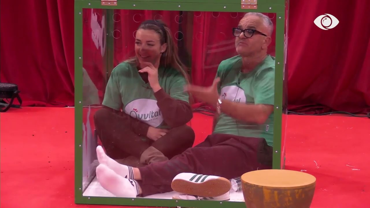 “Me atë zërin flirtues me Mirin”/ Juela-Nikol gjatë diskutimit: E di kujt do t’i kërkosh vëmendje…