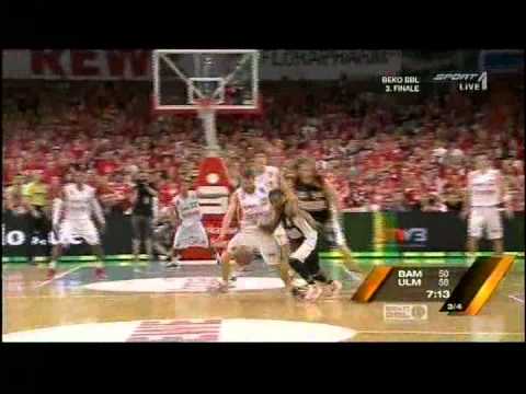 Brose Baskets Bamberg vs. ratiopharm Ulm Playoff 3. Finale Beko BBl