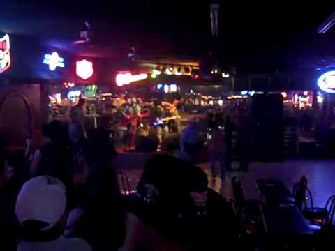 Bronk Bros. perform Barlight at Hillbilly's in McAllen, TX