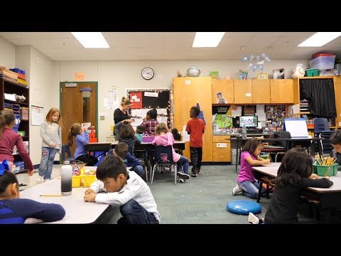 Elementary Students Becoming Bilingual Learners