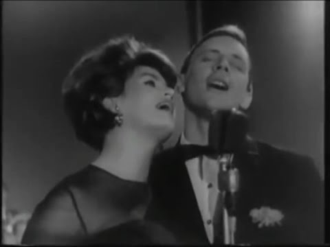 ZDENKA VUČKOVIĆ I ARSEN DEDIĆ - Tebi, grade moj (Zagreb 1966.)