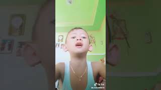 Download lagu Kau Tak Kan Sendirian (Bonek) EMOSI JIWAKU Terbanglah Tinggi Kau Di Angkasa mp3