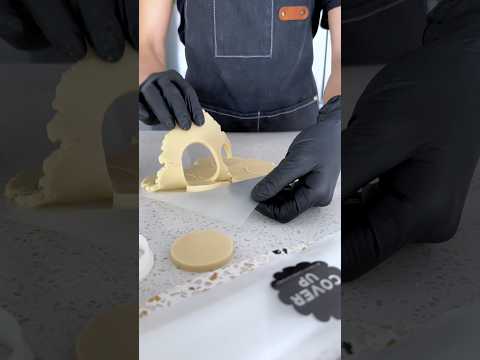 Back to basics 🍪 Because perfect cookies start with perfect dough 💕