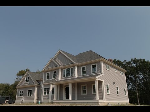 87 Thompson Ave Westwood MA