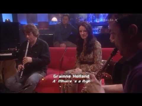 Gaelic Song - Gráinne Holland on BBC Alba- A Mhuire 's a Rí