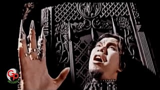 Download lagu Koil feat.The Rock - Kenyataan Dalam Dunia Fantasy mp3 Download lagu Koil feat.The Rock - Kenyataan Dalam Dunia Fantasy mp3