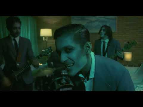 Diezell – El Monstruo de Gizmo (Video Oficial)