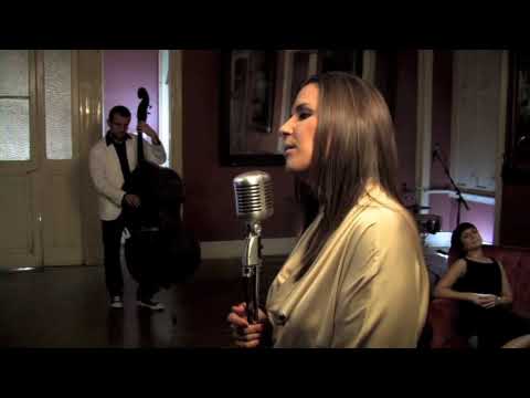 Rua da Saudade - Estrela da Tarde - Mafalda Arnauth (Official Video)