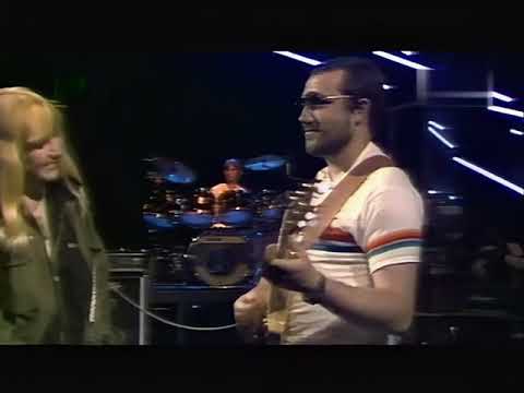 Kombi i Maryla Rodowicz - Przytul mnie (Odnowiony) (Remastered) (2160p) (4K)