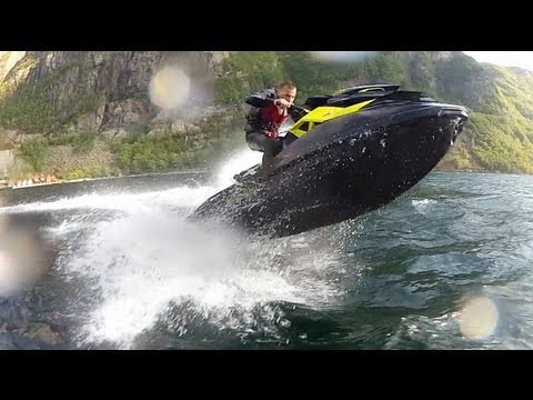 Jet ski