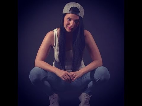 Lumaraa feat. der Asiate  Live -  Alles ist Leer & Abeschiedslied =)