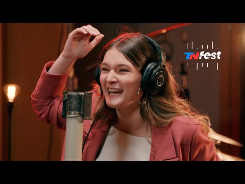 Maggie Cullen - De Fiesta en Fiesta (TN Fest)