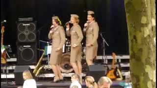 preview picture of video 'Andrew Sisters - Operation Market Garden @ Son en Breugel 14-09-2014'