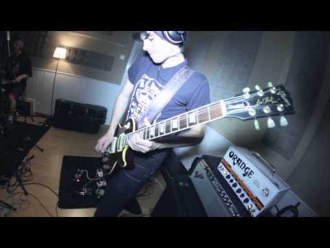 B.C. BOMBS - Bombs City Rockers (videoclip studio)