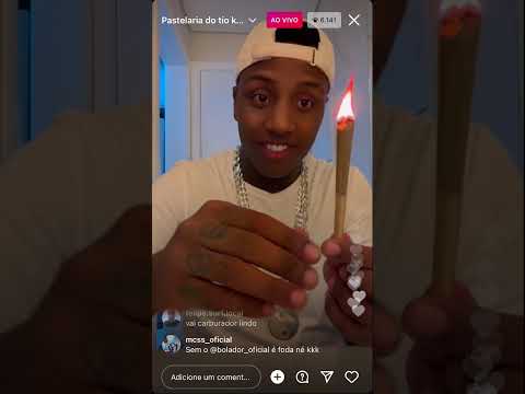 KAYBLACK Ensinando a BOLAR um BASEADO na LIVE 🔥 #kayblack #weed #baseado #maconha