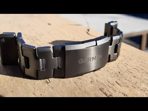 Garmin 26mm Quickfit Vented Titanium Watch Band carbon Grey DLC, on a Garmin Tactix Delta Saphire