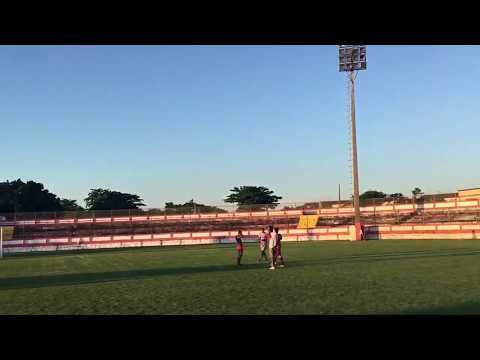 Campeões da Série B1 do Carioca, jogadores do Friburguense comemoram o título SOLTANDO PIPA