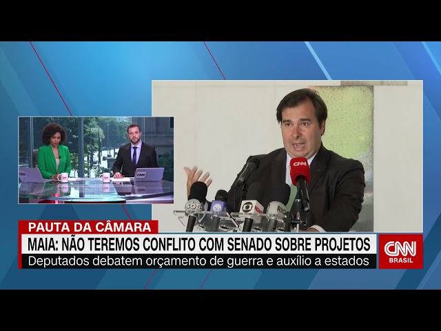 Participação de Bolsonaro em atos estimula "saída de dólares&" do país, diz Maia