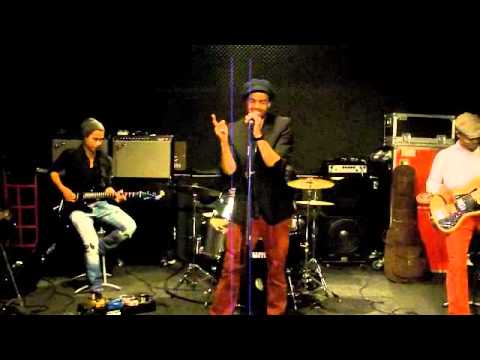 Puck Cyson jams It ain't over till it's over