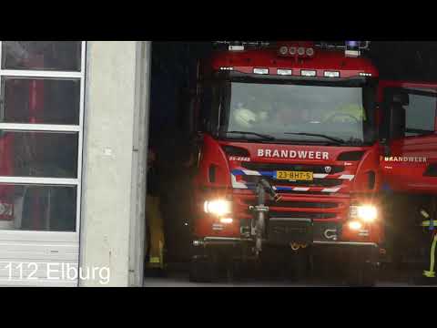 [Uitruk + Opkomst] [2x Versneller] P1 Brandweer Elburg [06-6942] met spoed naar een voertuigbrand