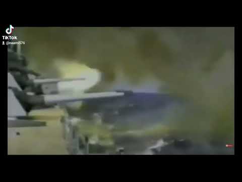 uss wisconsin firing full broadside