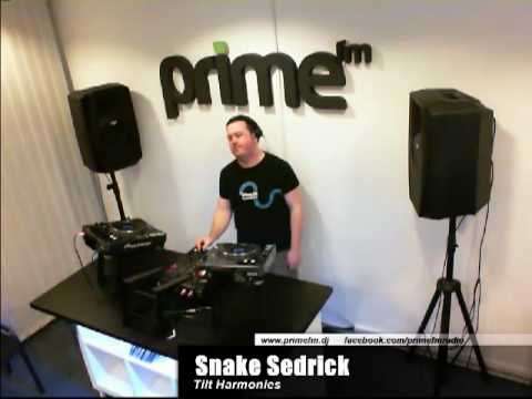 Prime FM live - Tilth Harmonies - Snake Sedrick 2012. 04. 10.