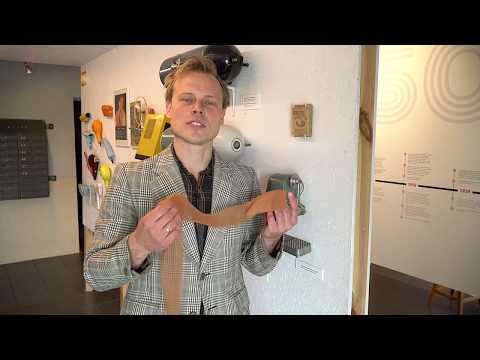 Rajstopy i maszynka do repasacji pończoch PRL