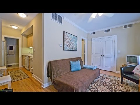 Nicely-updated apartments in a prime Lincoln Park location Nicely-updated apartments in a prime Lincoln Park location