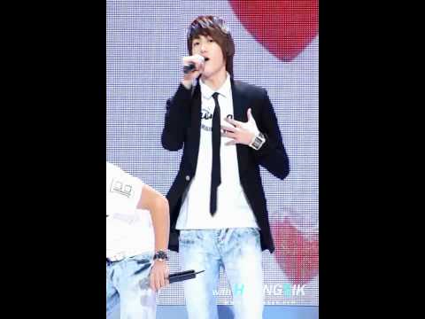 [FANCAM]110422 ZE:A-Here I Am(Hyung sik Ver.)