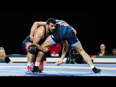 Hassan Yazdani looks massive in his 97kg international debut