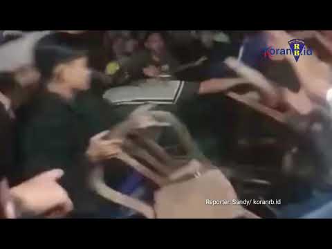 Dua kelompok Pemuda Tawuran di Lokasi Pesta Pernikahan