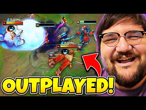 Pink Ward - INSANE MID LANE SHACO PLAYS!