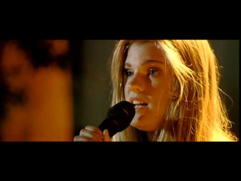 Café Corsari: Emma Bale - Run