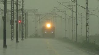 preview picture of video 'Train in Extremely Heavy Rain | Ahmedabad Chennai Express Goes LHB'