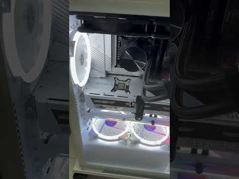 RTX™ 5070 EAGLE OC ICE SFF 12G GDDR7 / B760M AORUS ELITE AX DDR4(rev. 1.x) #gigabyte #nvidia