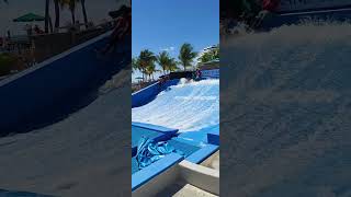 Flori on the go....💃 ❤️ 🌷 ⛱️ 🛳 🌇 #youtubeshorts #travel #ytshorts #trending #viral #fun #cruise