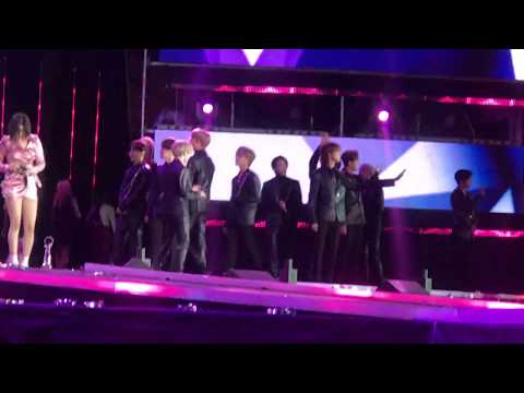 191004 Seventeen (Woozi Focused) Ending @ Music Bank in Gangneung [FANCAM]