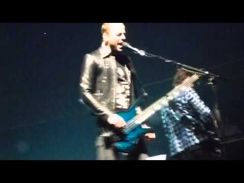 Muse - Supermassive Black Hole [Live] - 3.7.2013 - Target Center - Minneapolis, MN