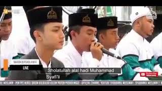 Download lagu 'DUET PECAH ABIS'HABIBI YA THOBIBI-HAFIDZUL VS GUS AZMI.Hd dan lirik mp3